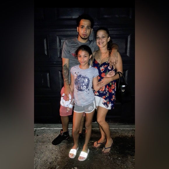 LIKE❤️MY FLYER SO YOU CAN BE NOTIFIED WHEN I GO LIVE💃 - Picture 4 of 13